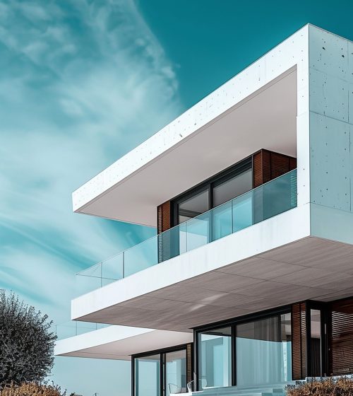 house-with-balcony-that-has-balcony-that-says-top